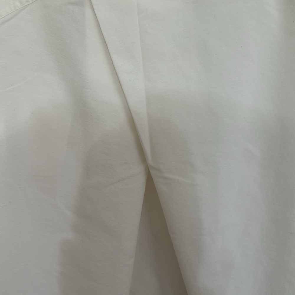 Lululemon full day ahead  Long Sleeve Buttondown Shirt in WHITE. Size 8 no Tag - Picture 4 of 6